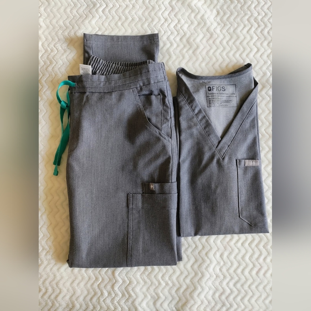FIGS SCRUBS BOTTOMS